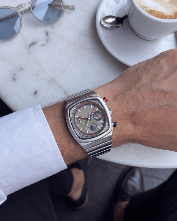 A Watch That Keeps Up